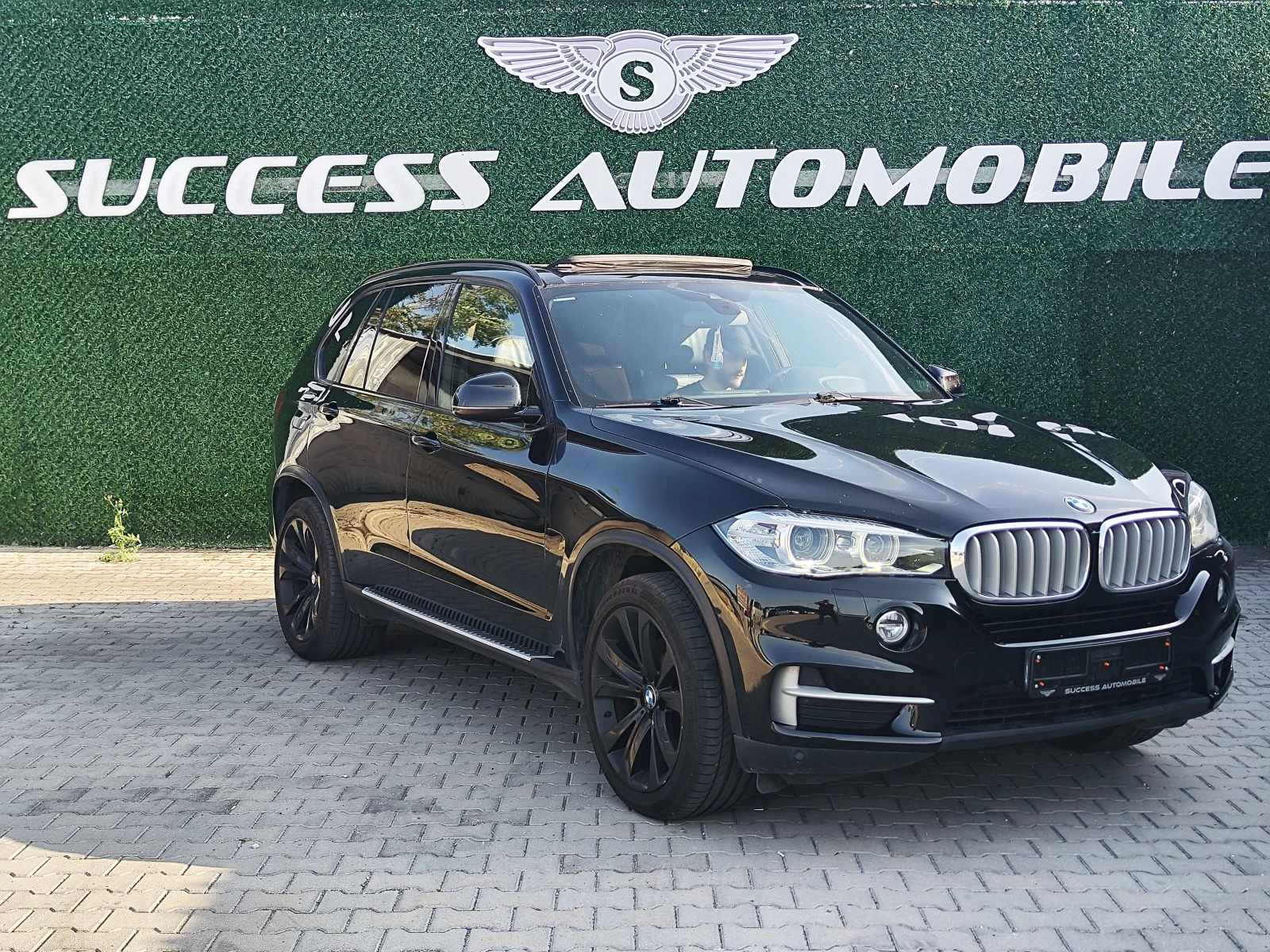 BMW X5 4.0* HEADUP* PANORAMA* PODGREV* MEMORY* LIZING | Mobile.bg � ����������� 1