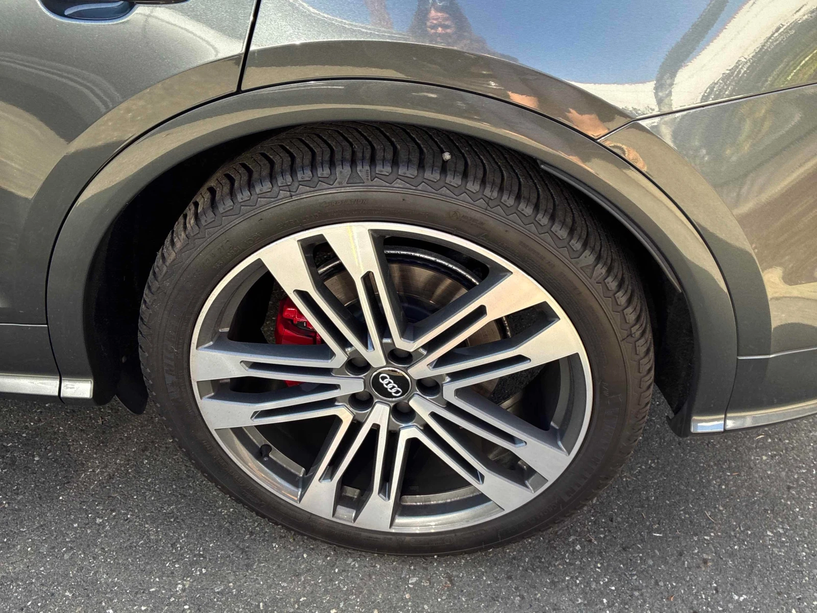 Audi SQ5 * Technik * CARFAX * ОПЦИЯ ЗА ФИНАНСИРАНЕ, снимка 13 - Автомобили и джипове - 56069227