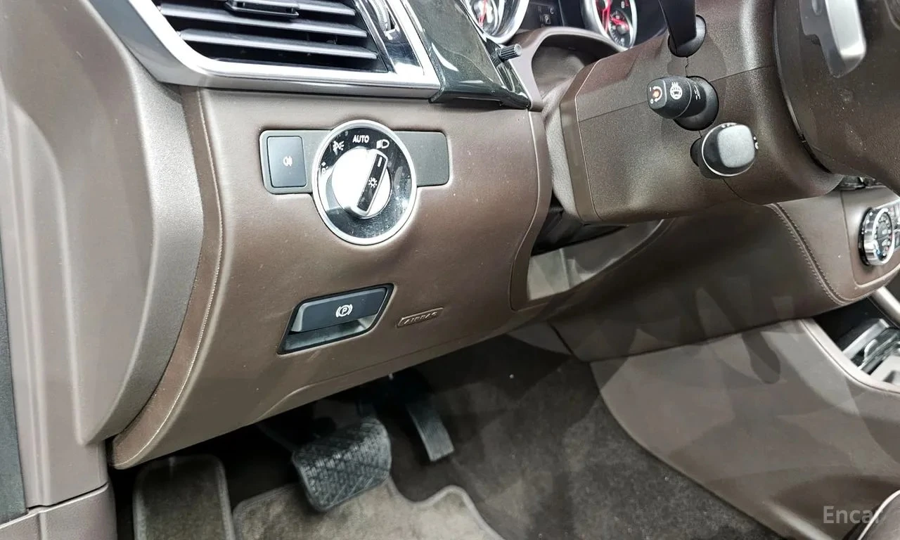 Mercedes-Benz GLS 500 GLS500/4MATIC/ДИСТРОНИК/360/ОБДУХ/ДВД, снимка 15 - Автомобили и джипове - 56134299