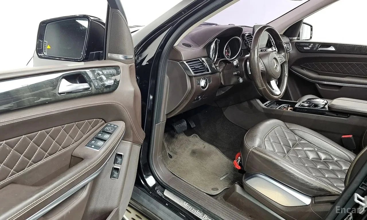 Mercedes-Benz GLS 500 GLS500/4MATIC/ДИСТРОНИК/360/ОБДУХ/ДВД, снимка 10 - Автомобили и джипове - 56134299