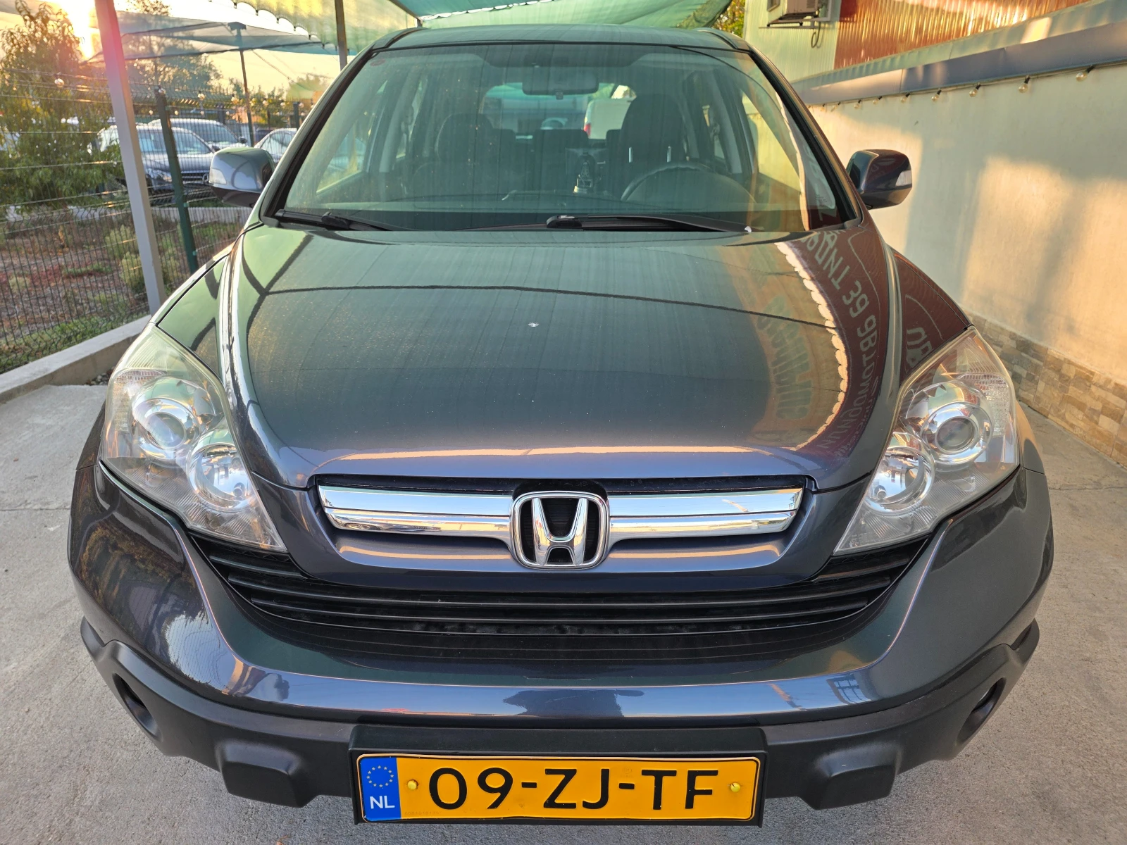 Honda Cr-v 2.0i V-tec/150kc/4x4/Автоматик/Android, снимка 2 - Автомобили и джипове - 56163176
