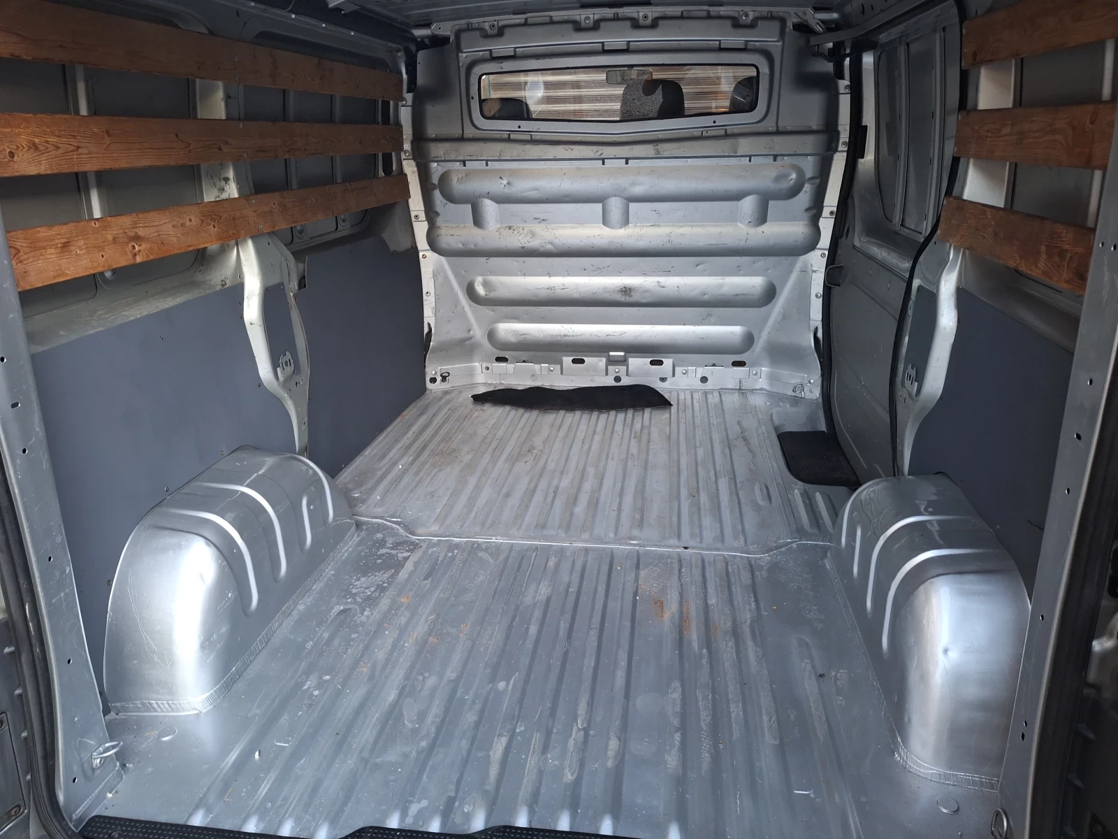 Renault Trafic 1.9 -Холандия , снимка 11 - Бусове и автобуси - 55159467