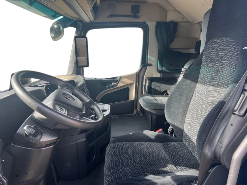 Mercedes-Benz Actros 1843 LS ADR, снимка 8 - Камиони - 47925584