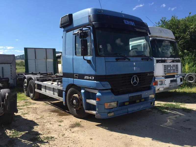 Mercedes-Benz Actros НА ЧАСТИ, снимка 1 - Камиони - 37137617