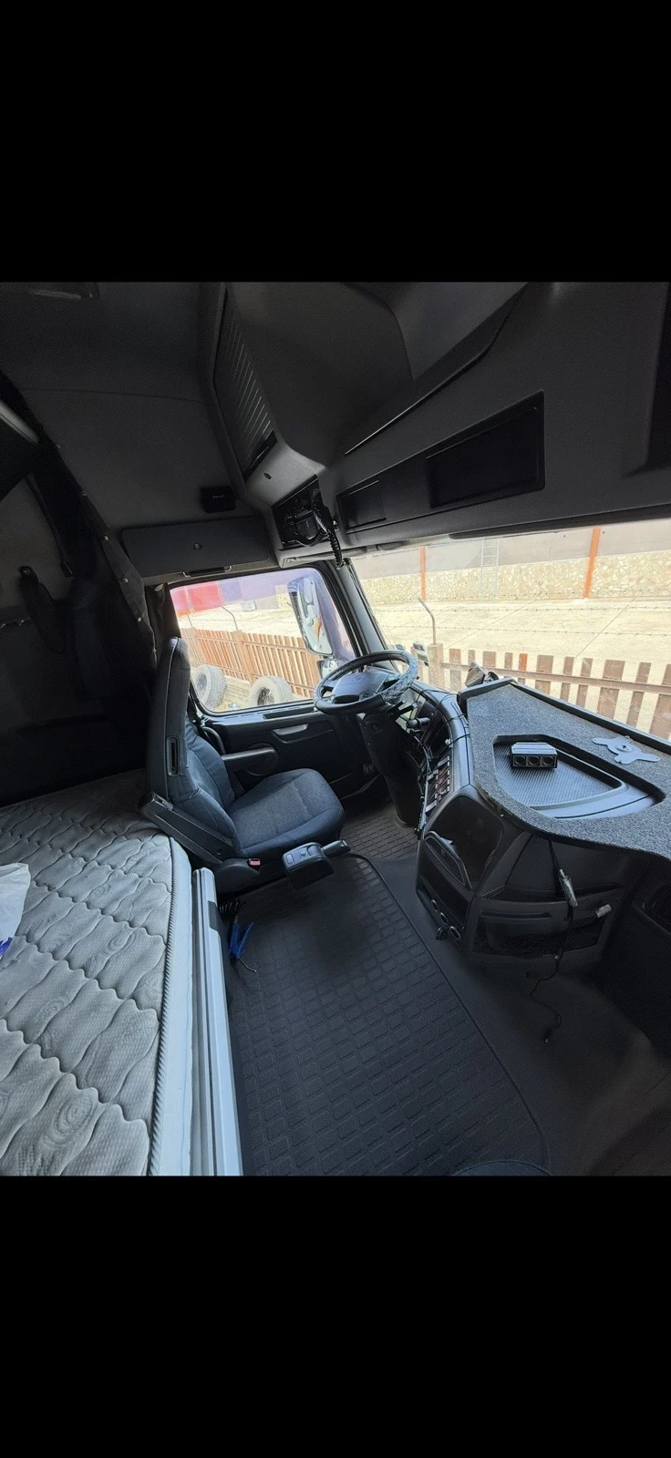 Volvo Fh Volvo FHA 3 C 460eev, снимка 8 - Камиони - 56081929