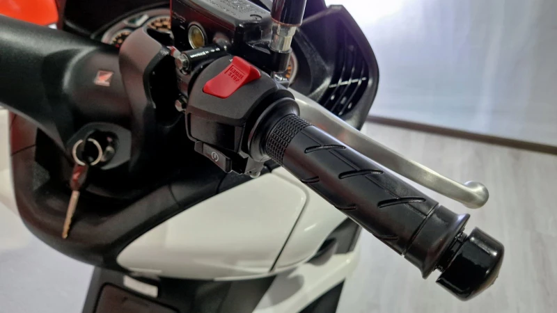 Honda Silver Wing, снимка 3 - Мотоциклети и мототехника - 53229956