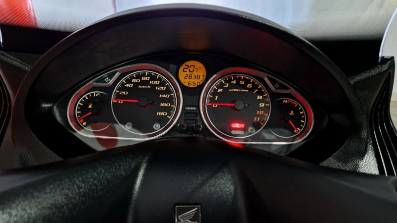 Honda Silver Wing, снимка 2 - Мотоциклети и мототехника - 53229956