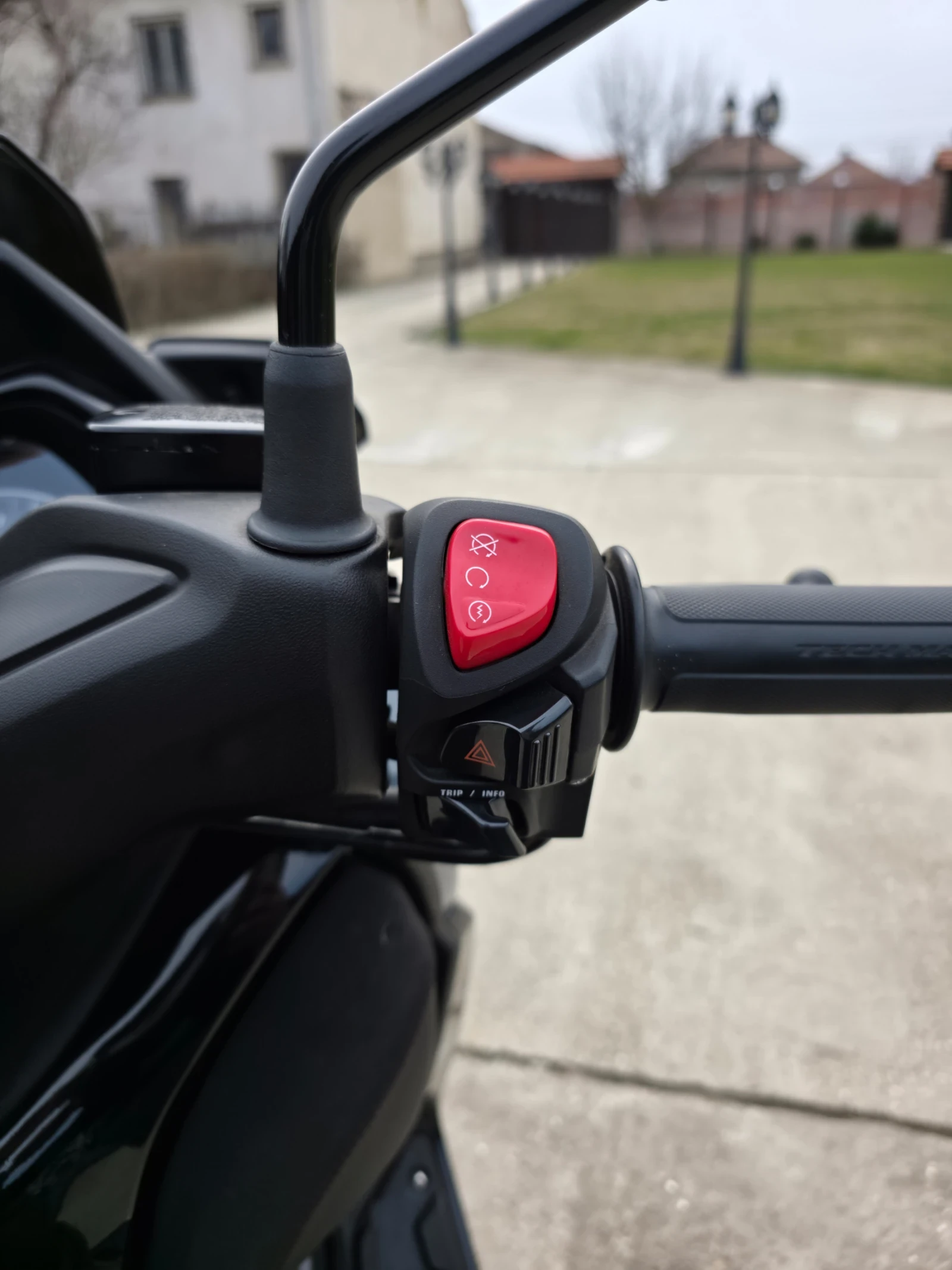 Yamaha X-max  - изображение 10