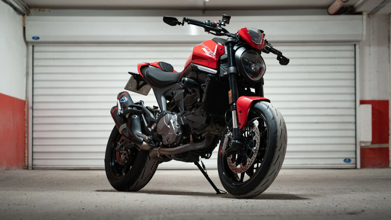Ducati Monster 937 Plus 