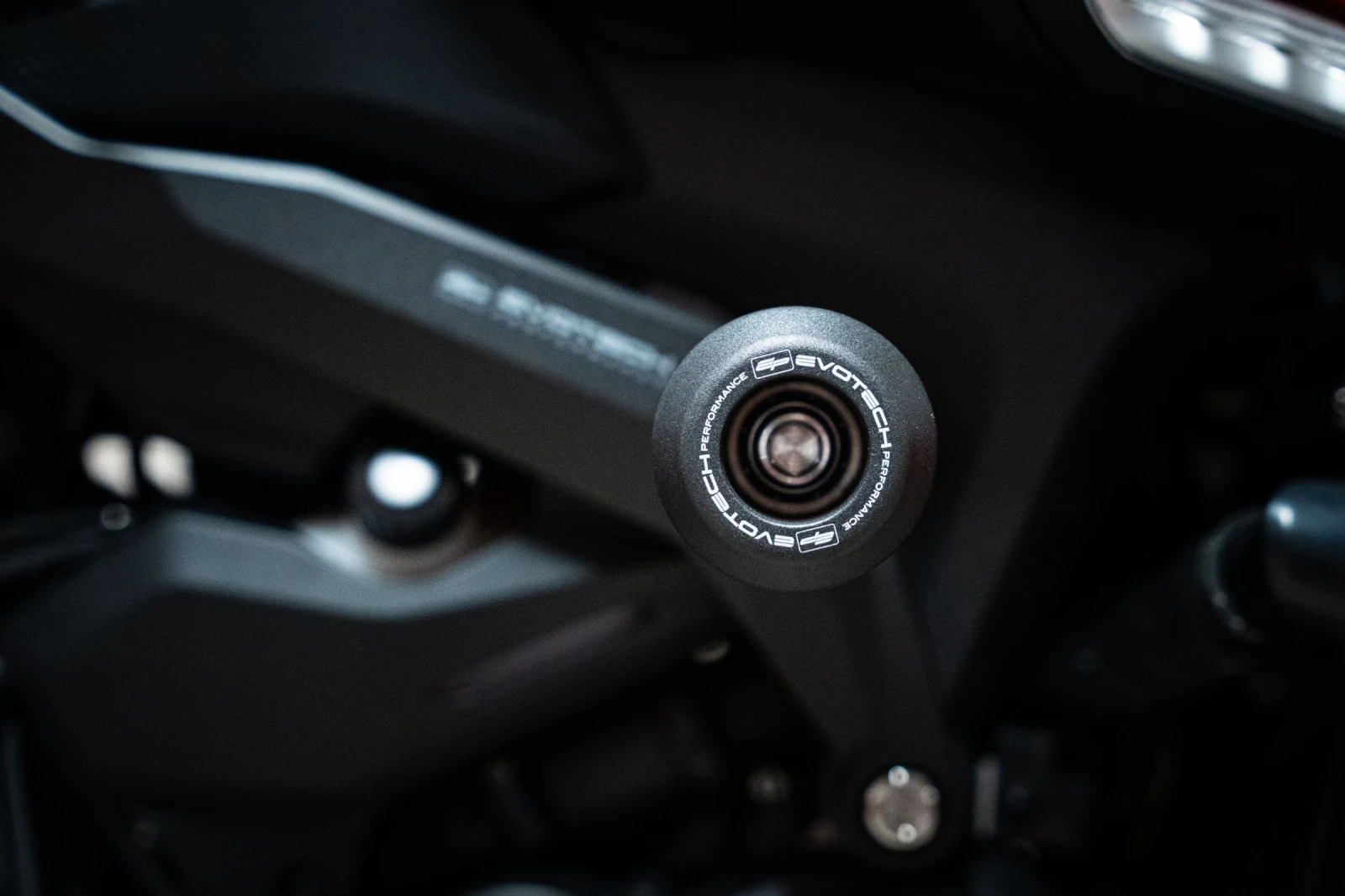Ducati Monster 937 Plus , снимка 7 - Мотоциклети и мототехника - 54394744