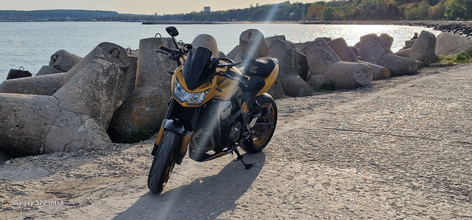 Kawasaki Z 750, снимка 2 - Мотоциклети и мототехника - 56273331