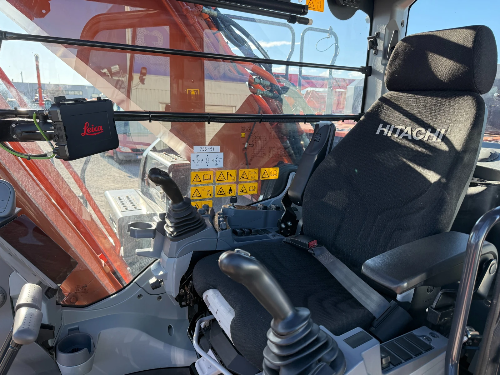 Багер Hitachi ZX 350 LC-7 - изображение 10