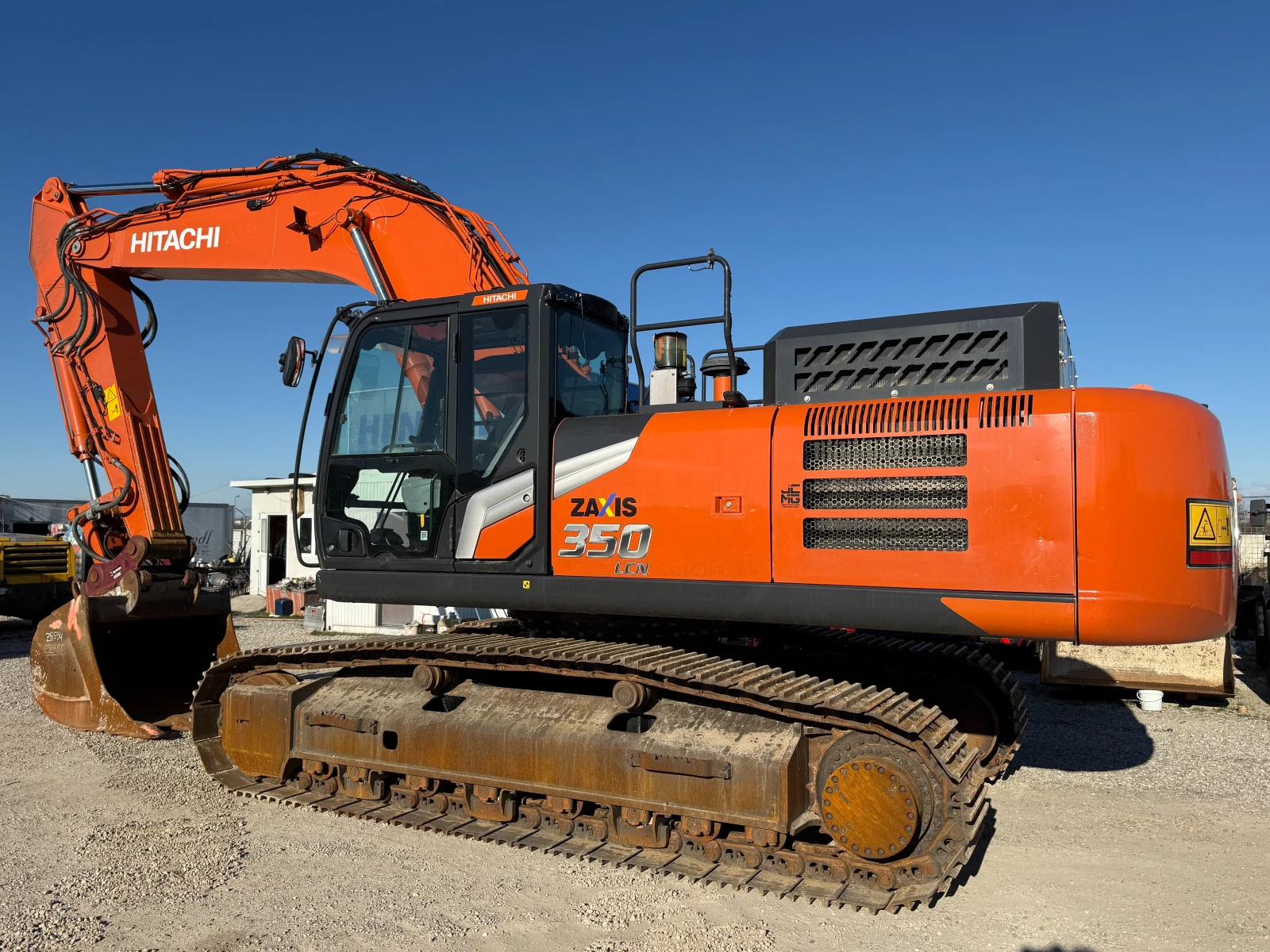 Багер Hitachi ZX 350 LC-7 - изображение 3