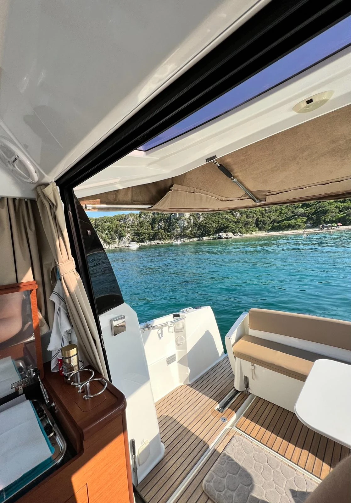 Моторна яхта Jeanneau Merry Fisher 855  - изображение 7