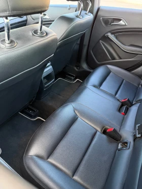 Mercedes-Benz CLA 220, снимка 10