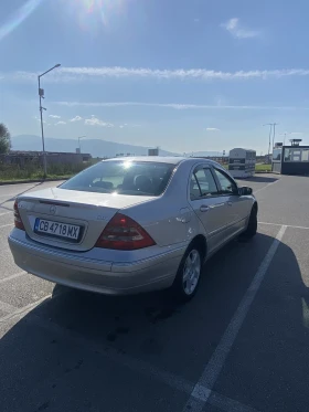 Mercedes-Benz C 200, снимка 4