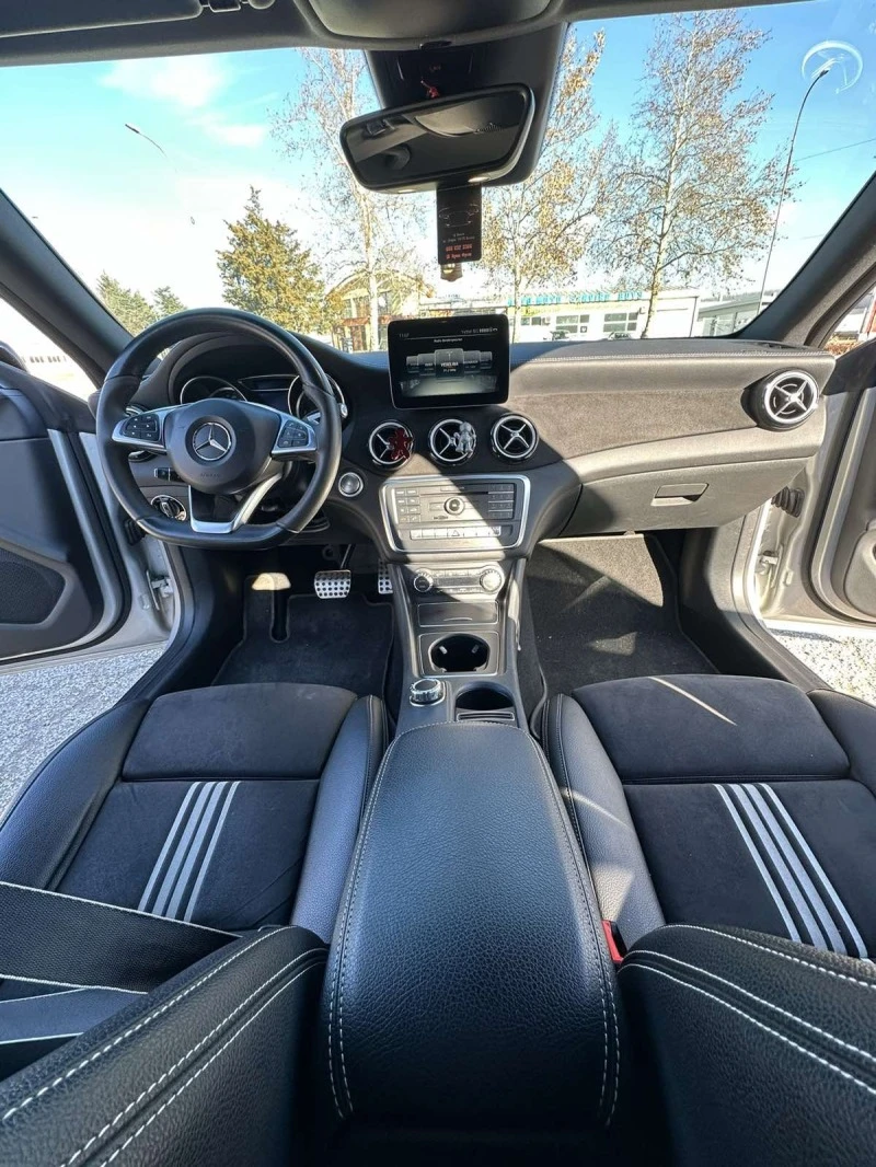 Mercedes-Benz CLA 220 AMG-LED-NAVI-ПЕРА-SIGN-SPORT, снимка 5 - Автомобили и джипове - 47174261