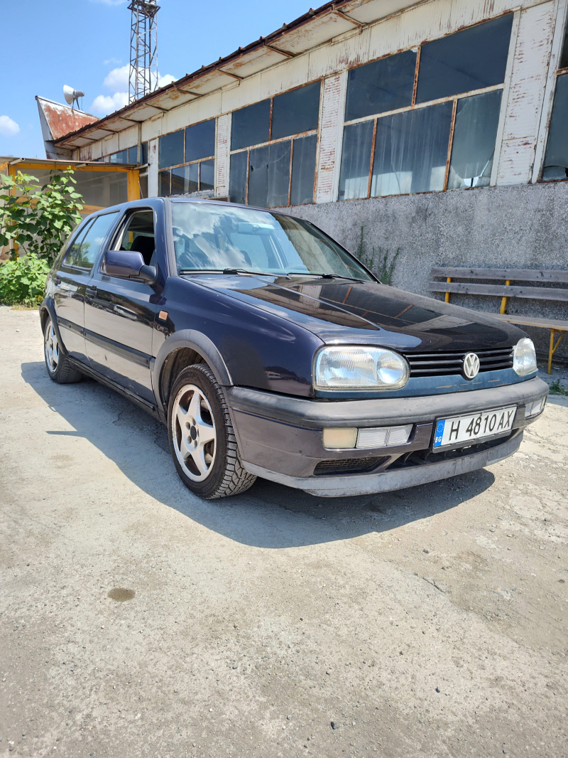 VW Golf 2.0 GTI, снимка 4 - Автомобили и джипове - 46799591