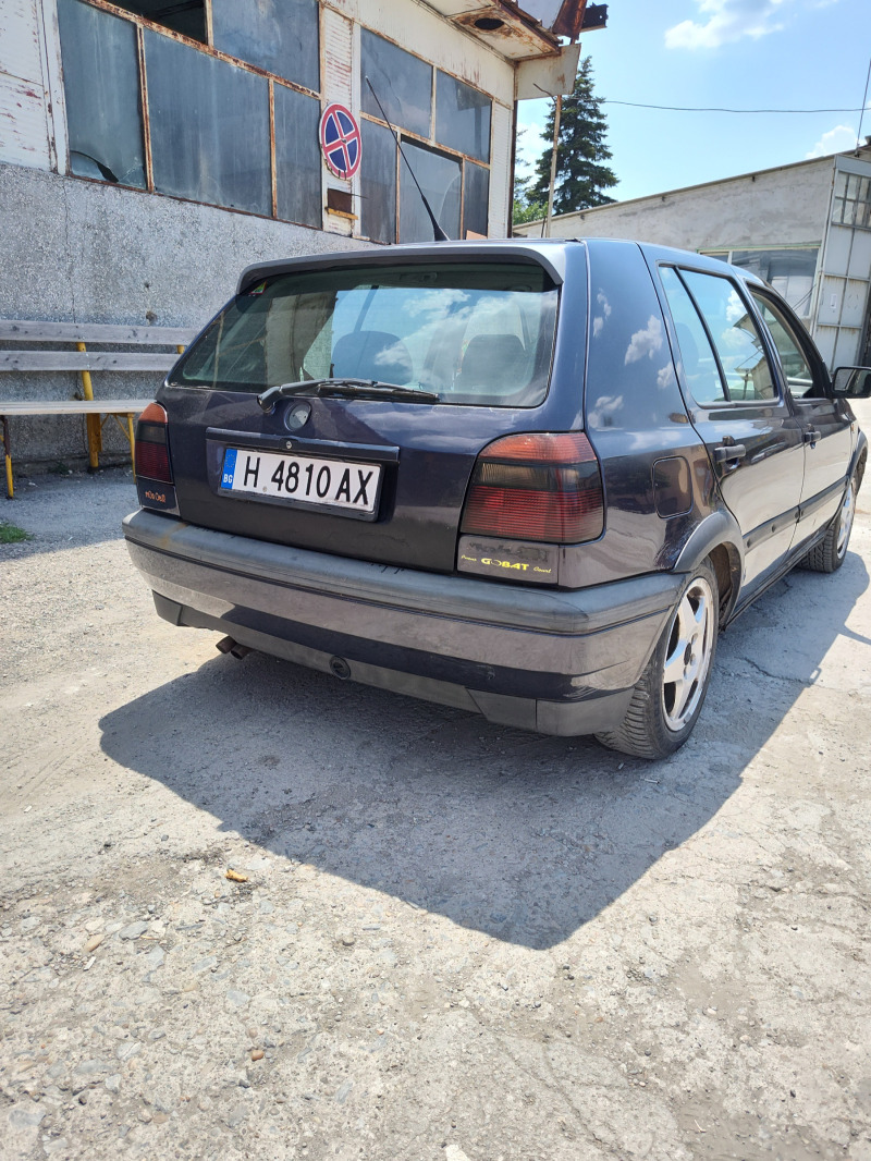 VW Golf 2.0 GTI, снимка 1 - Автомобили и джипове - 46799591