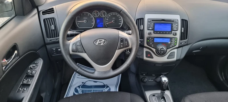 Hyundai I30 1.6i Автомат Швейцария  Фейслифт Евро5, снимка 11 - Автомобили и джипове - 47128237