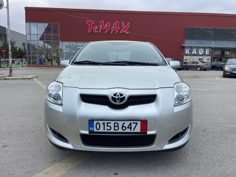 Toyota Auris 1.6i NAVI, снимка 2 - Автомобили и джипове - 47911697