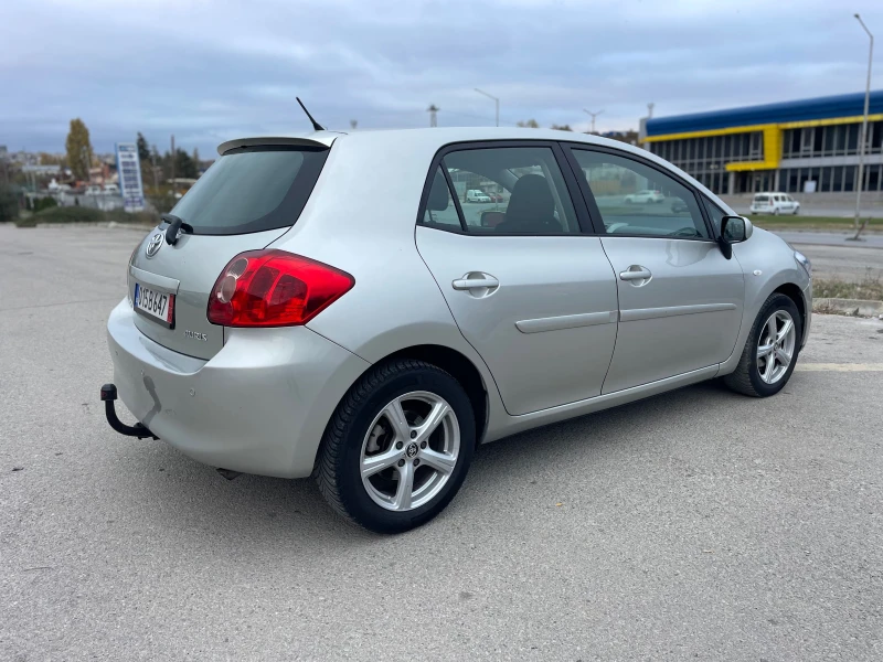 Toyota Auris 1.6i NAVI, снимка 5 - Автомобили и джипове - 47911697