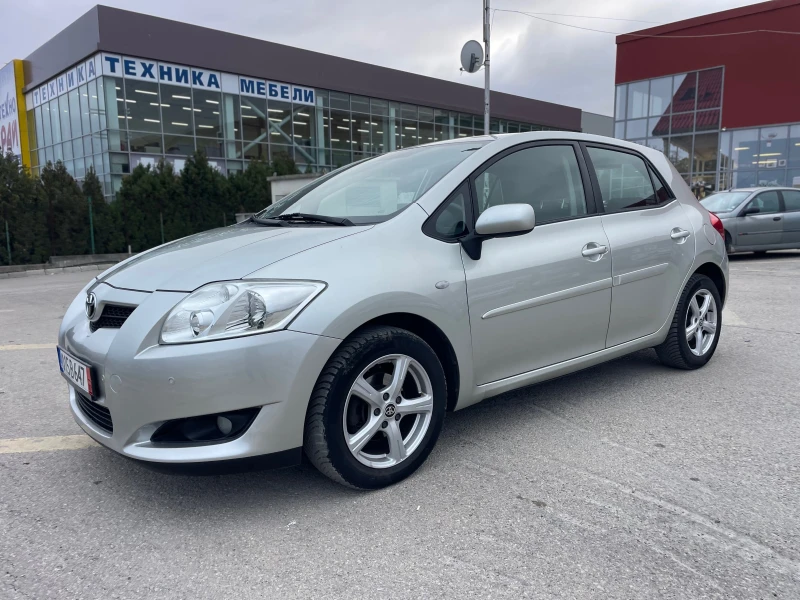 Toyota Auris 1.6i NAVI, снимка 1 - Автомобили и джипове - 47911697