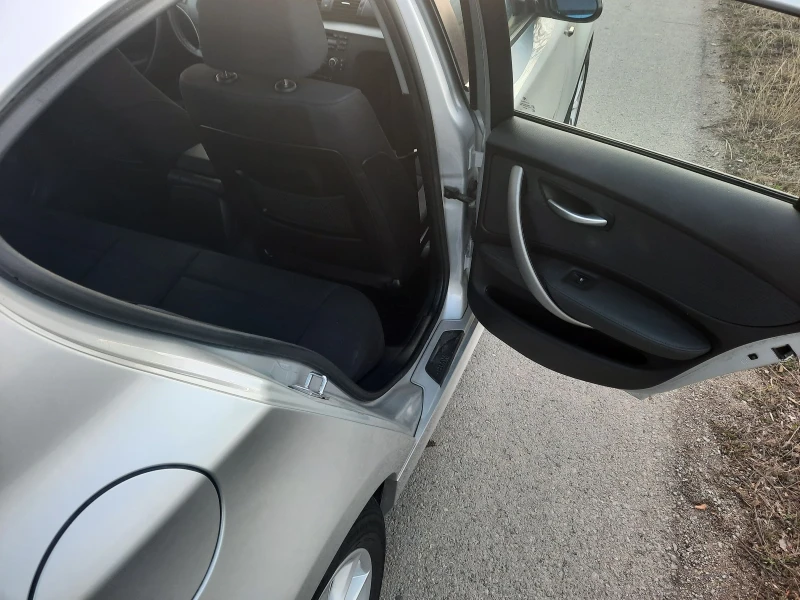 BMW 116 1.6 benzin 122hp, снимка 16 - Автомобили и джипове - 51578012