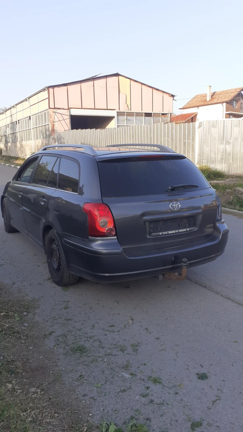 Toyota Avensis 2.2/177 DCAT, снимка 3 - Автомобили и джипове - 51402193