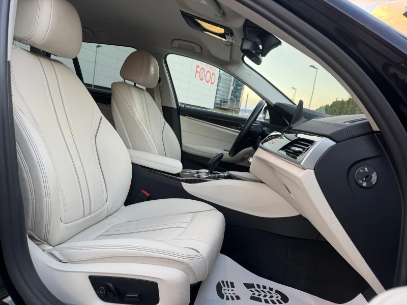 BMW 530 3.0Xdrive-LUXURY-KEYLESS-КАМЕРА-УНИКАТ-КАТО НОВА!!, снимка 15 - Автомобили и джипове - 51829118