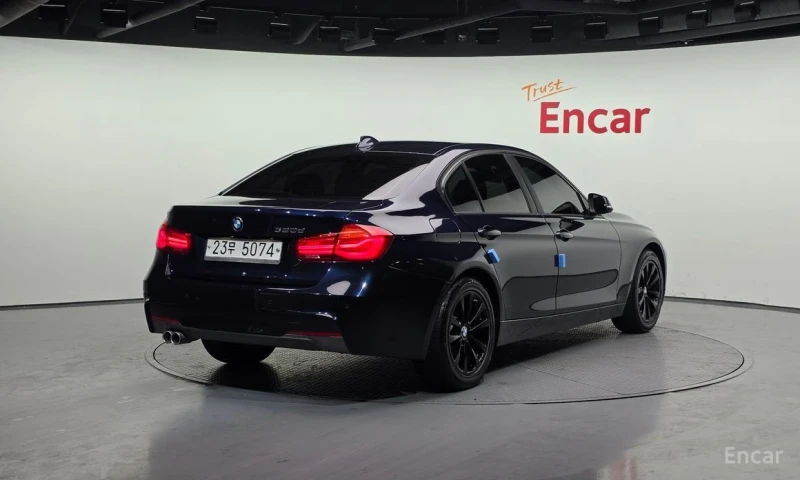 BMW 320, снимка 2 - Автомобили и джипове - 53350903