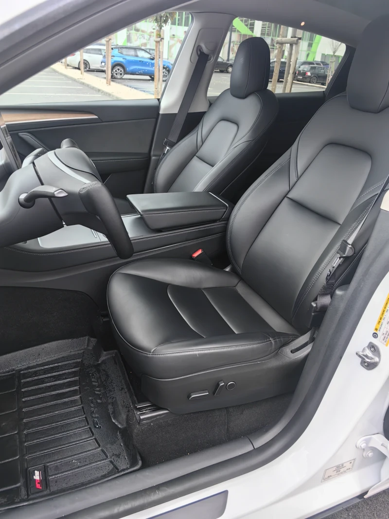 Tesla Model Y LR AWD, снимка 7 - Автомобили и джипове - 53504140