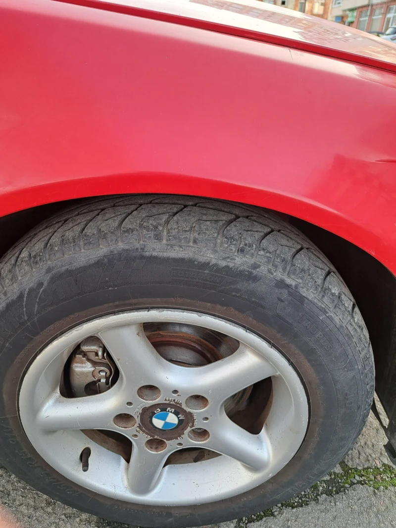 BMW 318, снимка 12 - Автомобили и джипове - 53569085