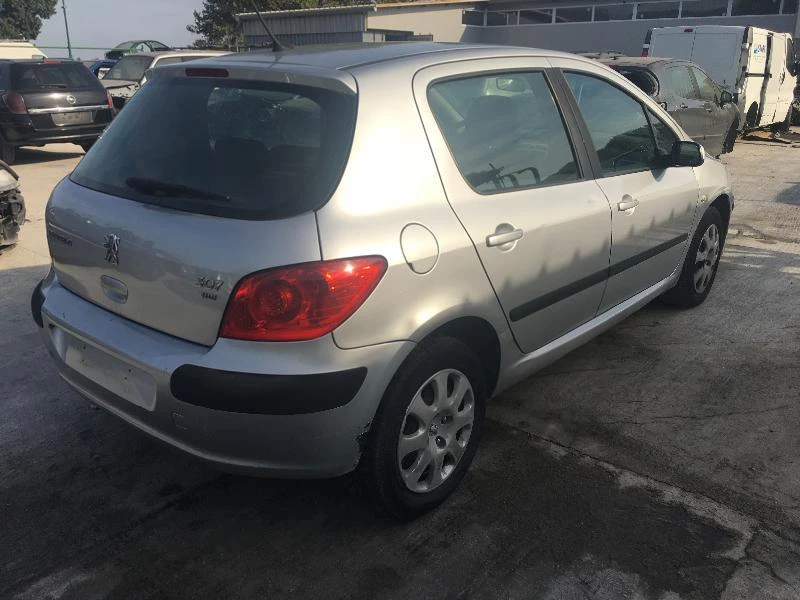 Peugeot 307 Face 1.6 HDI, снимка 4 - Автомобили и джипове - 26522575