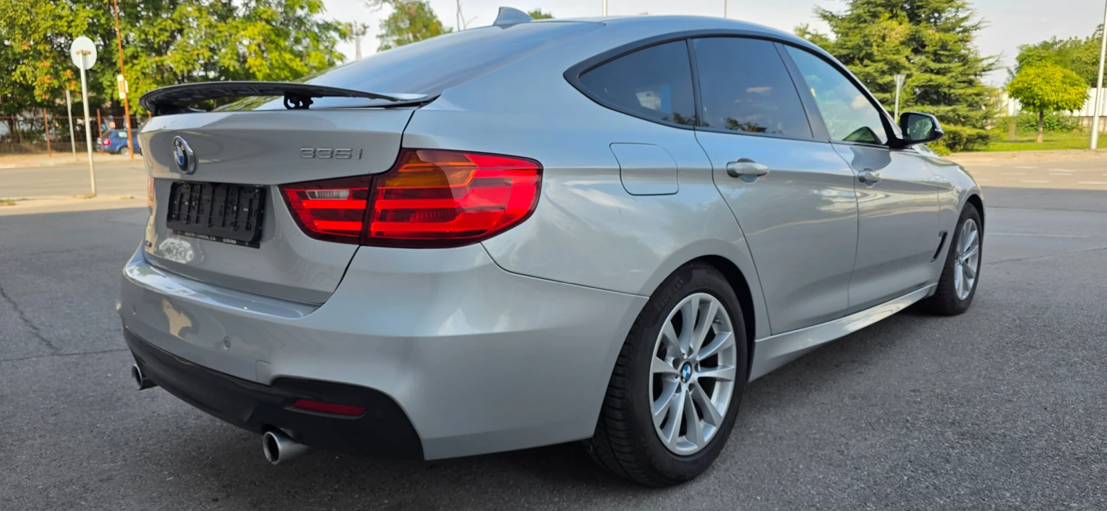 BMW 335 I * Xdrive* Mpack* KEYLESS* 360 CAMERI* ШВЕЙЦАРИЯ*, снимка 5 - Автомобили и джипове - 55197631