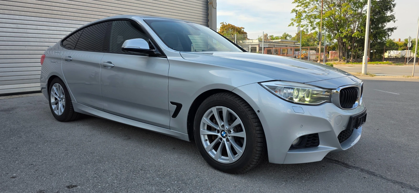 BMW 335 I * Xdrive* Mpack* KEYLESS* 360 CAMERI* ШВЕЙЦАРИЯ*, снимка 3 - Автомобили и джипове - 55197631