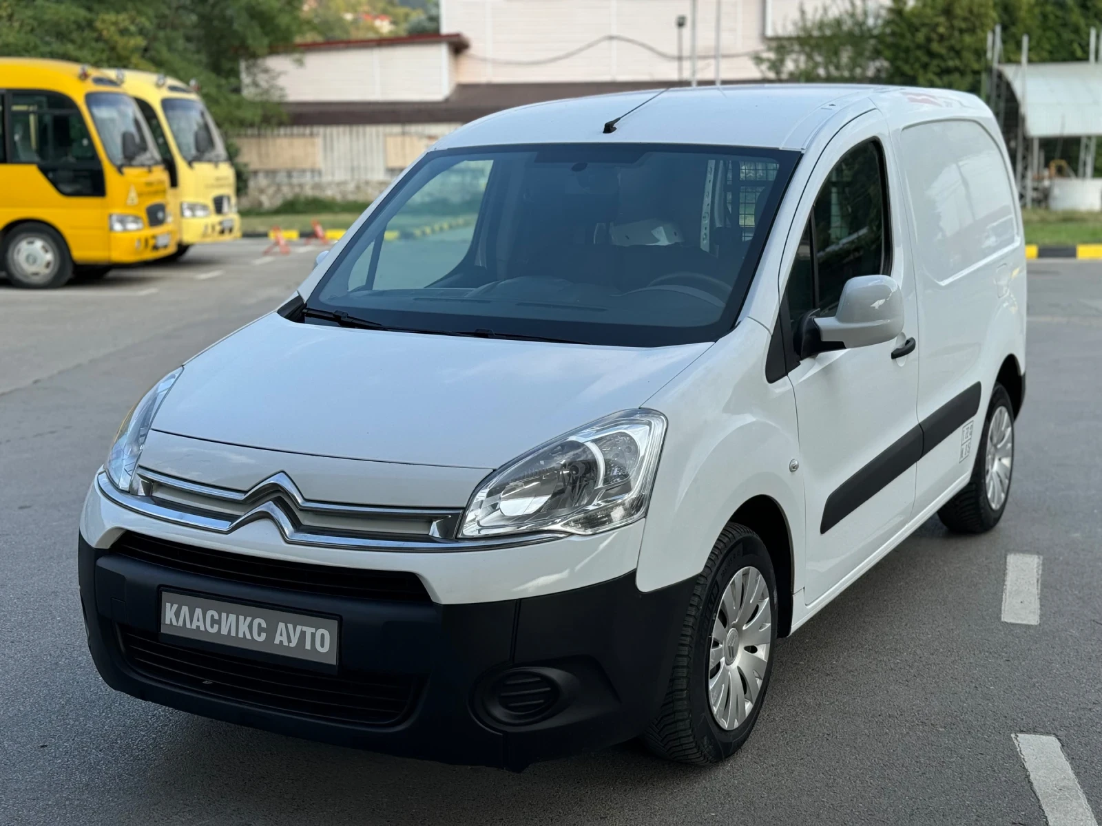 Citroen Berlingo 1.6 HDI Климатик/Подгрев/3 места - изображение 2