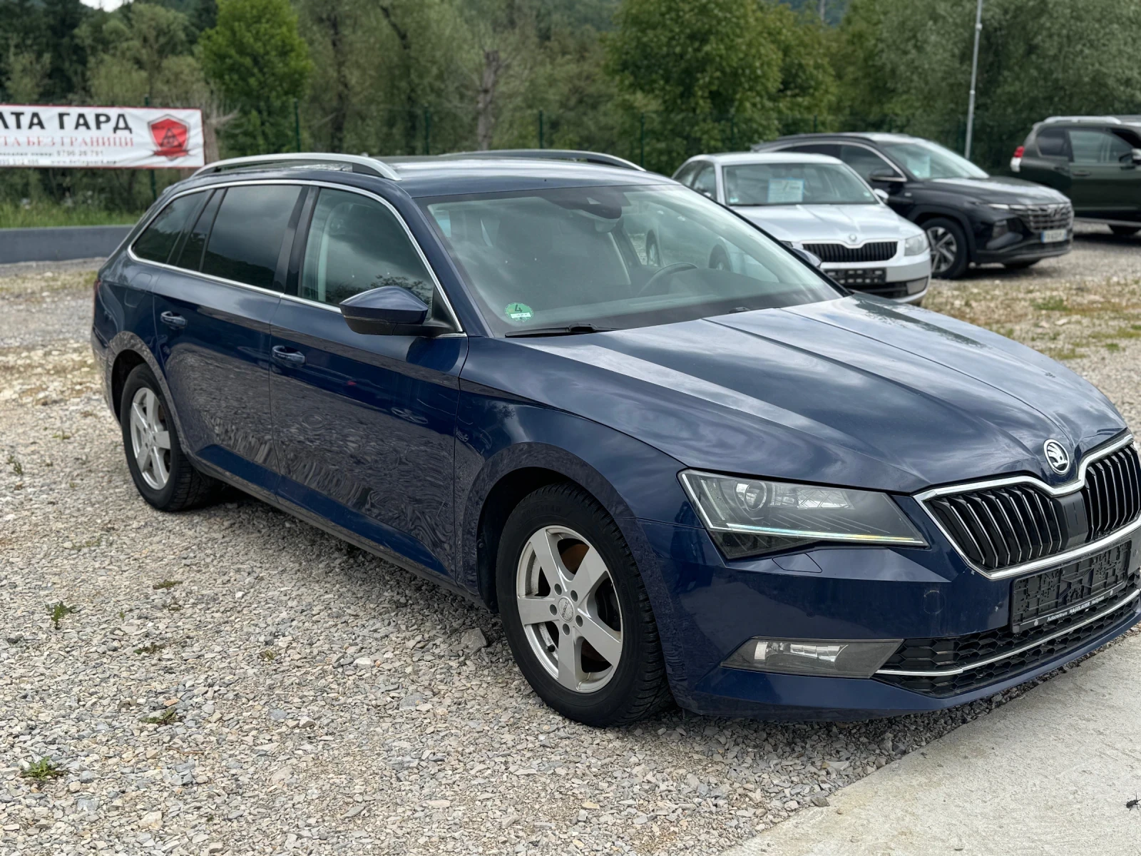 Skoda Superb 2.0 TDI - изображение 2