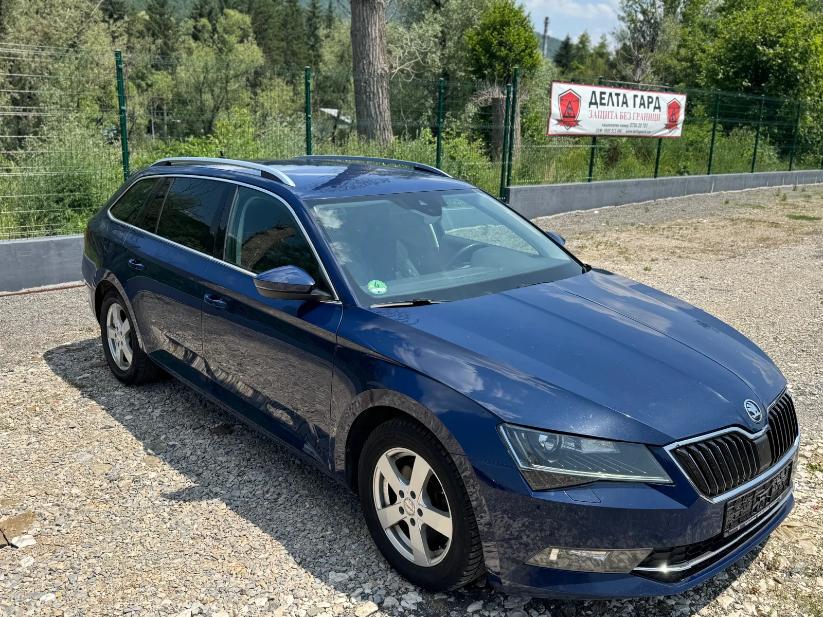 Skoda Superb 2.0 TDI - изображение 2