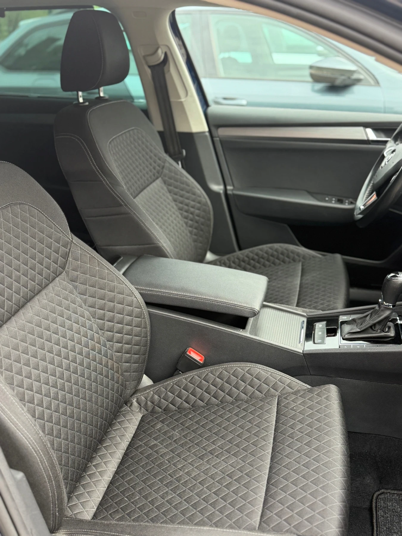 Skoda Superb 2.0 TDI - изображение 6