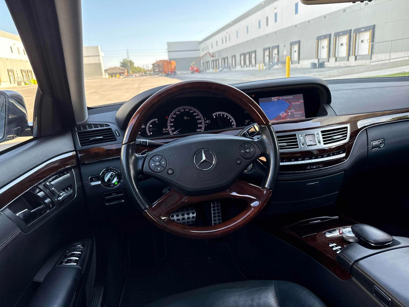 Mercedes-Benz S 550 CARFAX * * АВТО КРЕДИТ * *  - изображение 7