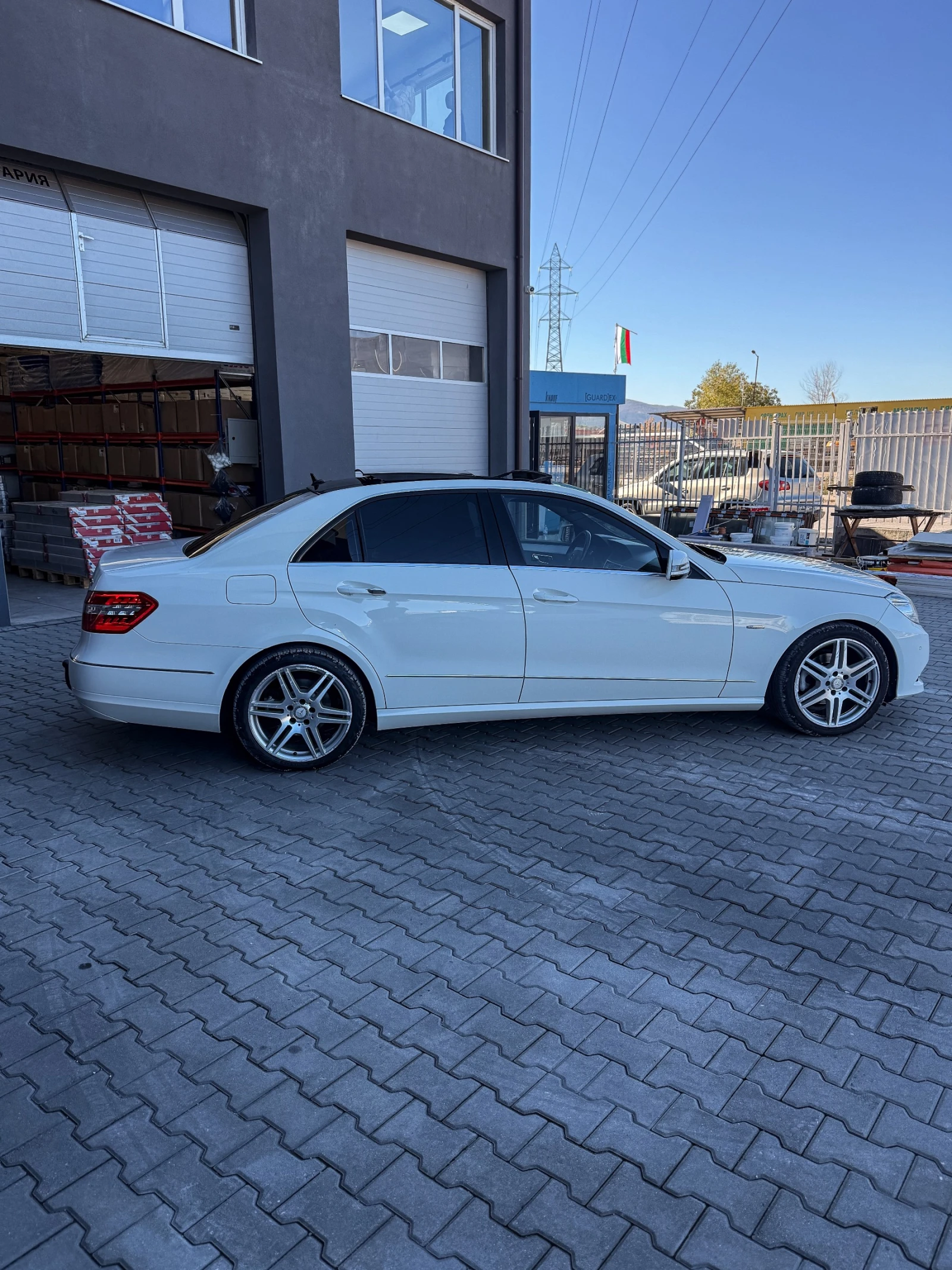 Mercedes-Benz E 220 | Mobile.bg   6
