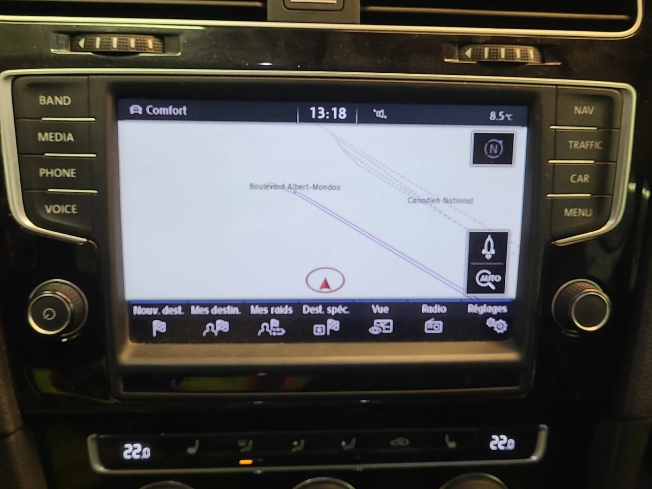 VW Golf * АВТО КРЕДИТ* ЦЕНА ДО БГ * СЕРВИЗНА ИСТОРИЯ *  - изображение 9