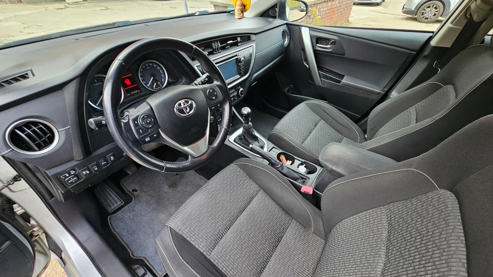 Toyota Auris | Mobile.bg � ����������� 2