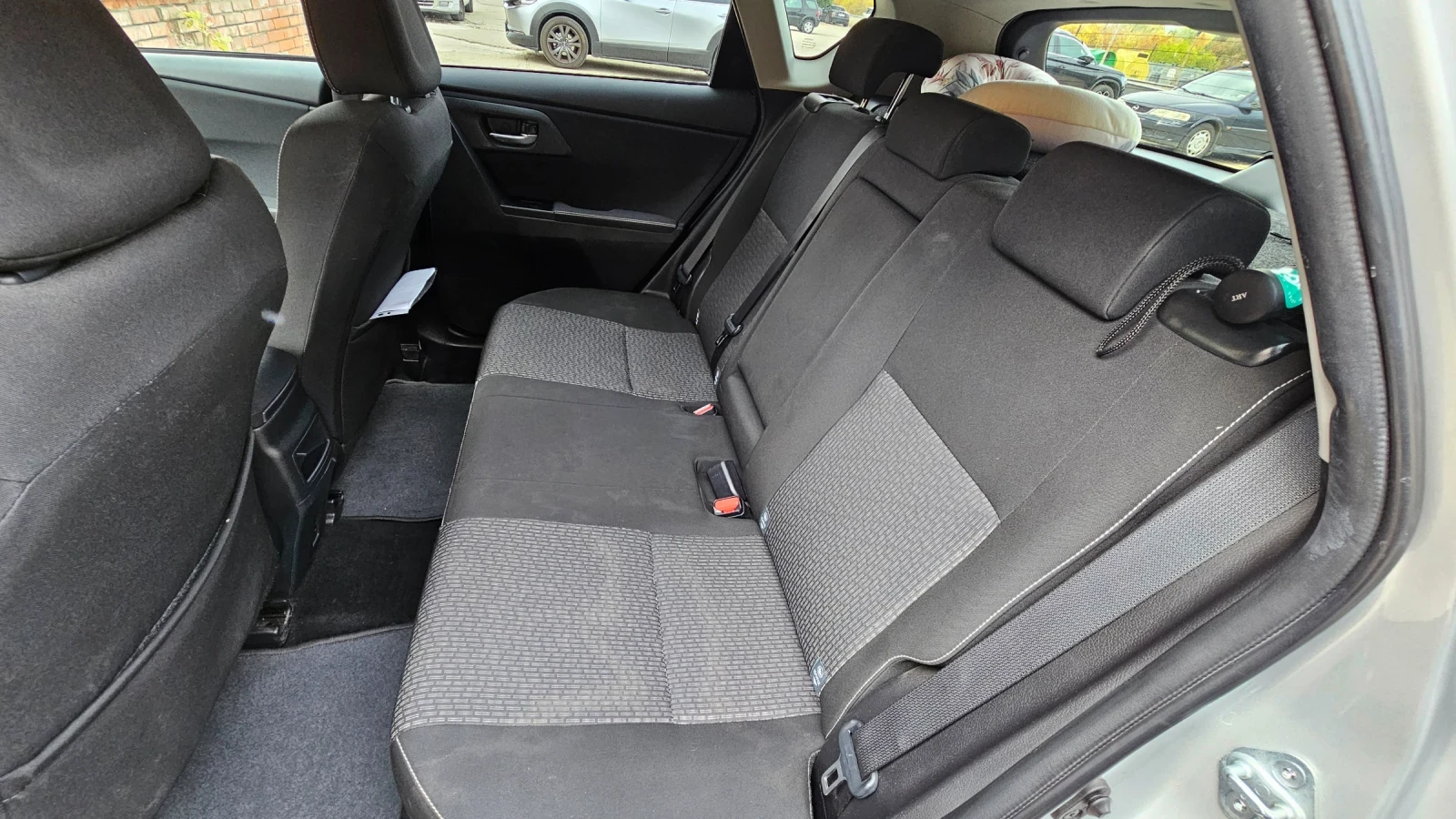 Toyota Auris | Mobile.bg � ����������� 3
