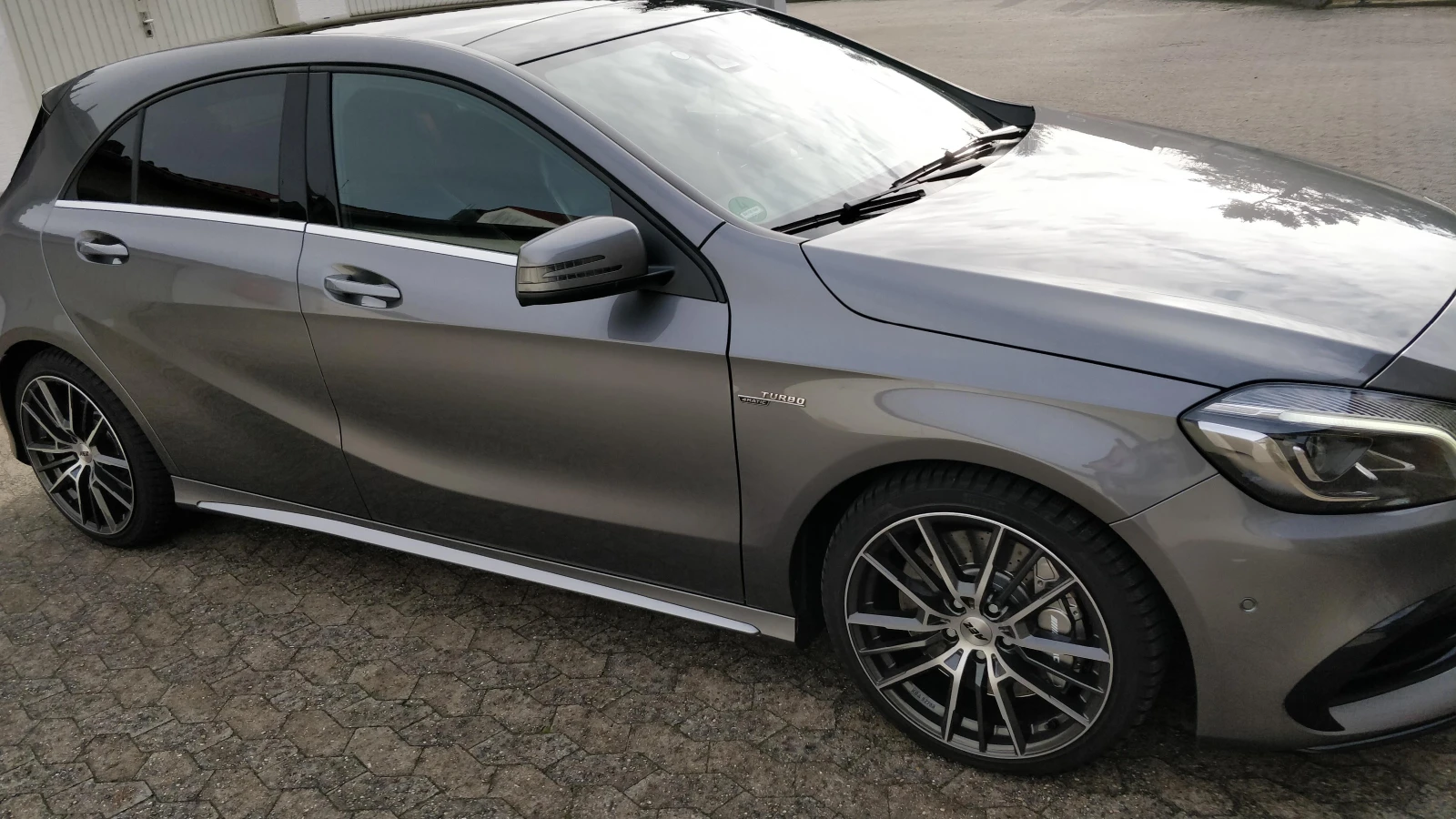 Mercedes-Benz A45 AMG 4matic, немски, всички оригинални, снимка 4 - Автомобили и джипове - 54596099