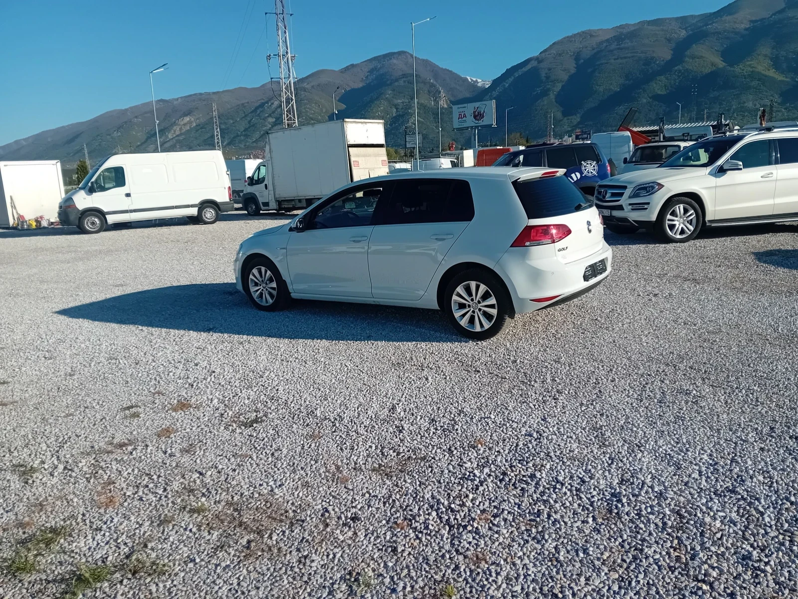 VW Golf 1.4 Tgi 110k.s, снимка 8 - Автомобили и джипове - 54729959