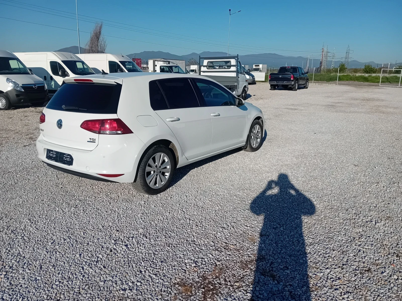 VW Golf 1.4 Tgi 110k.s, снимка 4 - Автомобили и джипове - 54729959