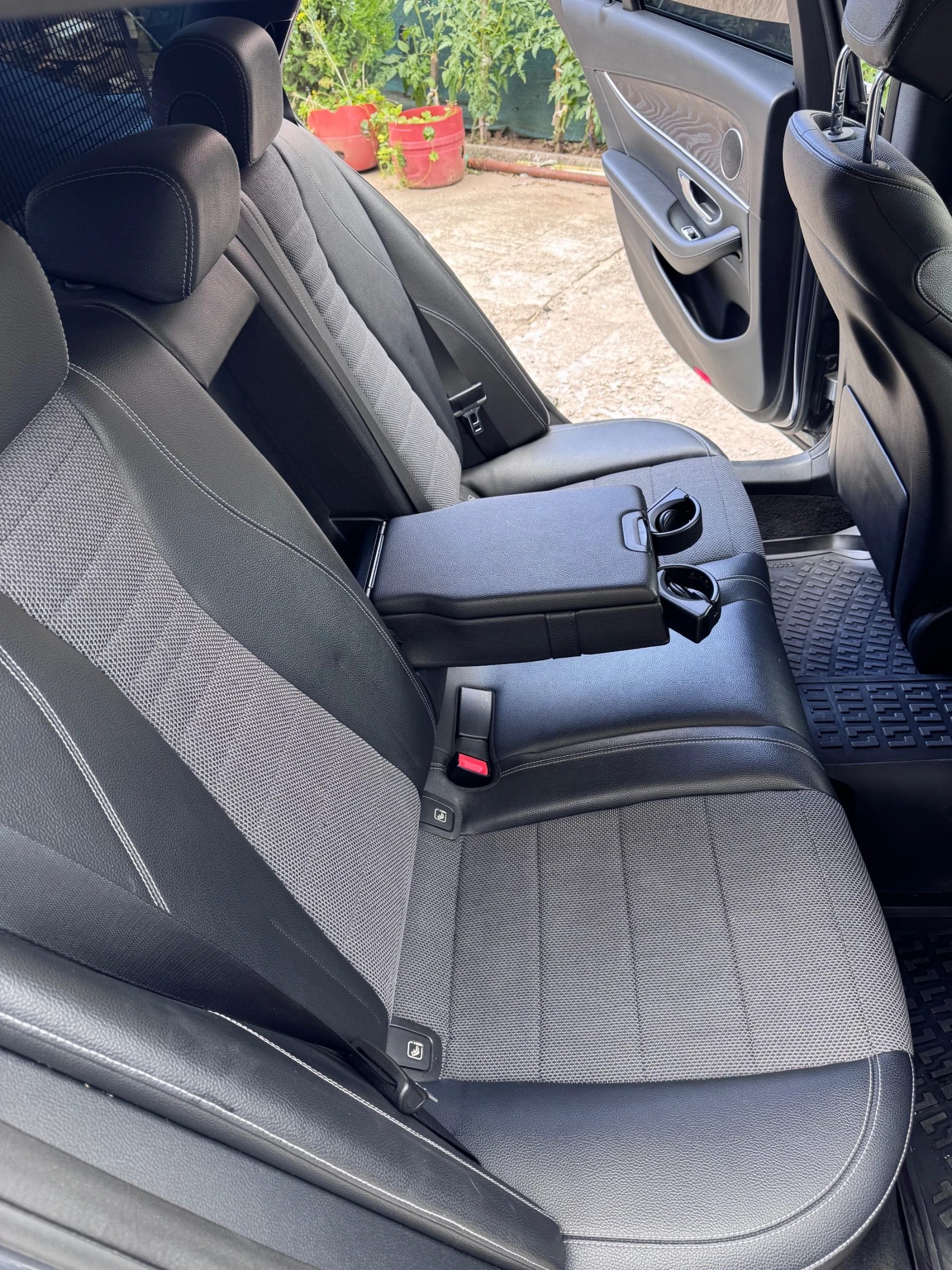 Mercedes-Benz E 220 All terrain , снимка 15 - Автомобили и джипове - 55219818