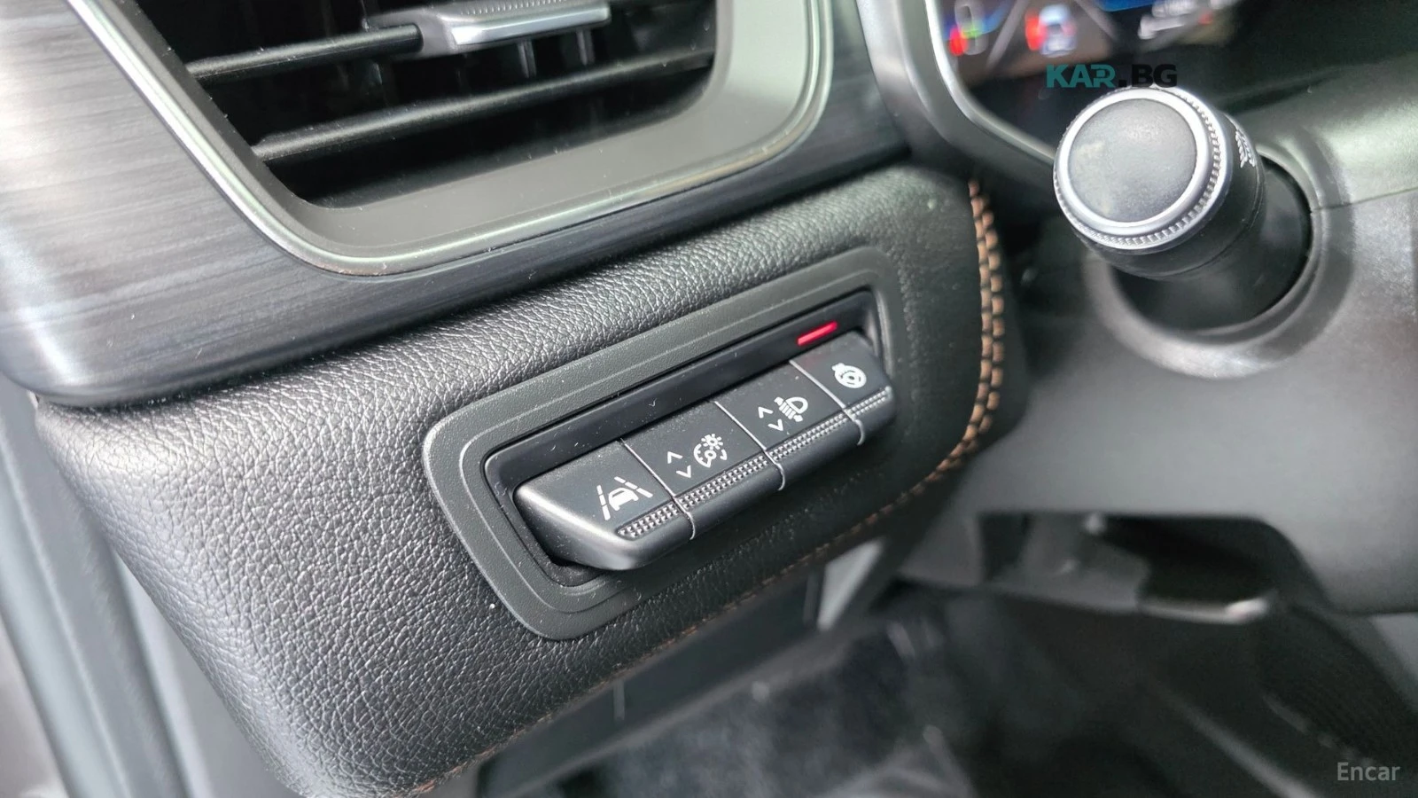 Renault Captur 1.3TCe* Initiale Paris* КОЖА* ПОДГРЕВ* 360* , снимка 12 - Автомобили и джипове - 55314718